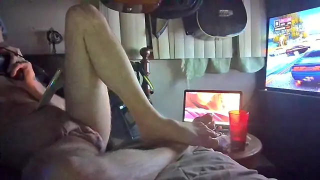 jaxx12369 online show from 13, 2, 2025