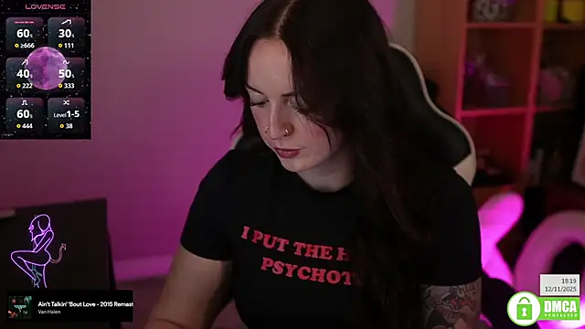 Snapshot of Billiexxox chatting on 12, 11, 2025 Billiexxox online show from 12, 11, 2025