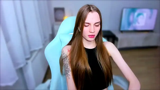 StellaLawless online show from 7, 2, 2025