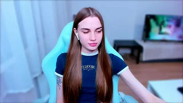 StellaLawless online show from 2, 3, 2025