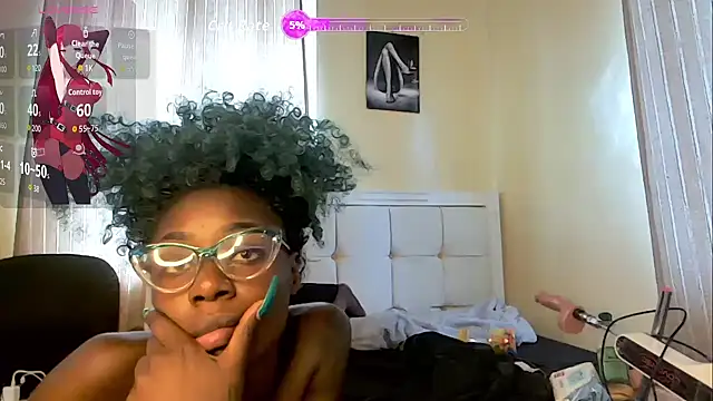Snapshot of Lunarfreaky chatting on 20, 9, 2025 Lunarfreaky online show from 20, 9, 2025