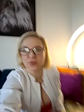 Snapshot of FrauleinSchmitt chatting on 10, 1, 2025 FrauleinSchmitt online show from 10, 1, 2025