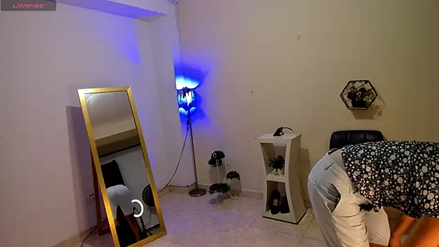 Snapshot of amelyaDreams chatting on 12, 11, 2025 amelyaDreams online show from 12, 11, 2025