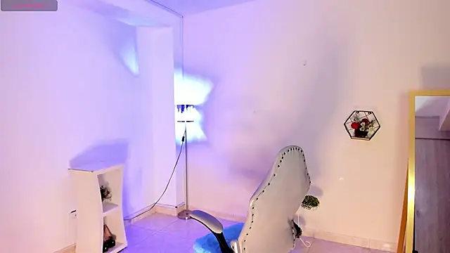 Snapshot of amelyaDreams chatting on 1, 12, 2025 amelyaDreams online show from 1, 12, 2025