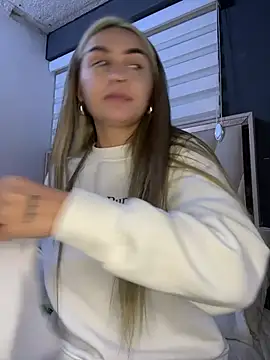 Snapshot of emma_oxford chatting on 16, 2, 2026 emma oxford online show from 16, 2, 2026