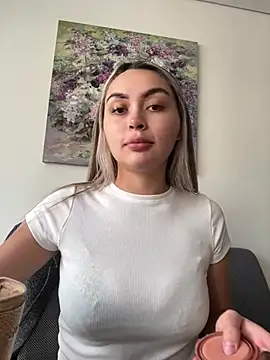 emma oxford online show from 24, 4, 2026