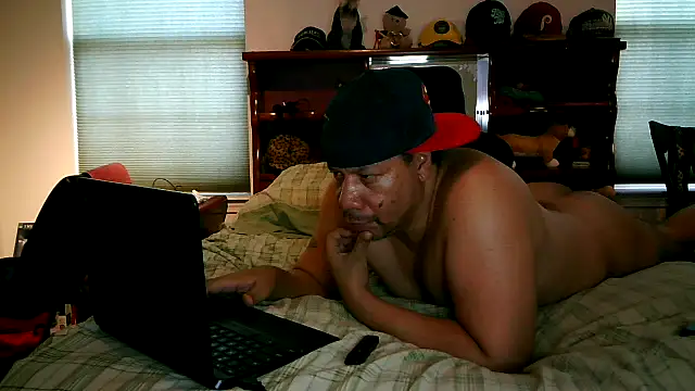 Snapshot of pimpdaddy4ever chatting on 12, 1, 2025 pimpdaddy4ever online show from 12, 1, 2025