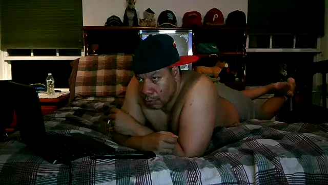 Snapshot of pimpdaddy4ever chatting on 8, 3, 2025 pimpdaddy4ever online show from 8, 3, 2025