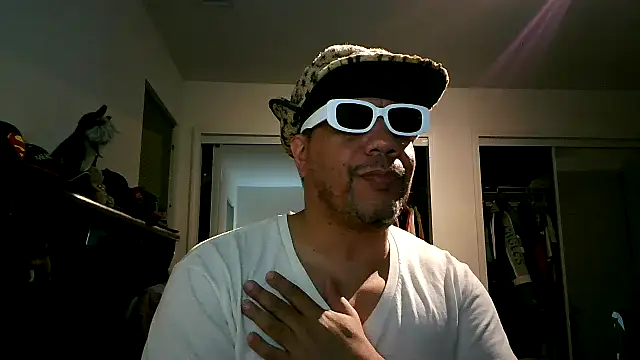 Snapshot of pimpdaddy4ever chatting on 23, 3, 2025 pimpdaddy4ever online show from 23, 3, 2025