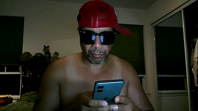 Snapshot of pimpdaddy4ever chatting on 6, 6, 2026 pimpdaddy4ever online show from 6, 6, 2026