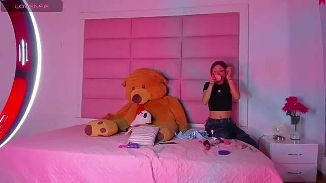 little-Emma online show from 26, 2, 2025