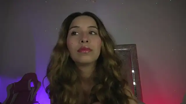 little-Emma online show from 25, 5, 2026