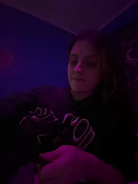 Snapshot of emilysue1 chatting on 16, 3, 2025 emilysue1 online show from 16, 3, 2025