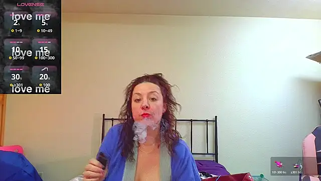 MonroeLoves online show from 17, 1, 2026