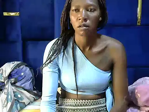 Snapshot of maya-bby chatting on 13, 2, 2025 maya-bby online show from 13, 2, 2025