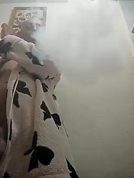 pineda1689 online show from 9, 11, 2025