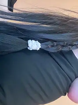 Snapshot of Evelyn_Moon chatting on 17, 2, 2025 Evelyn Moon online show from 17, 2, 2025