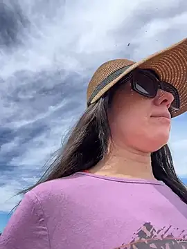 Reinacatchile online show from 8, 3, 2026