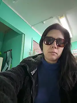 Reinacatchile online show from 12, 3, 2026