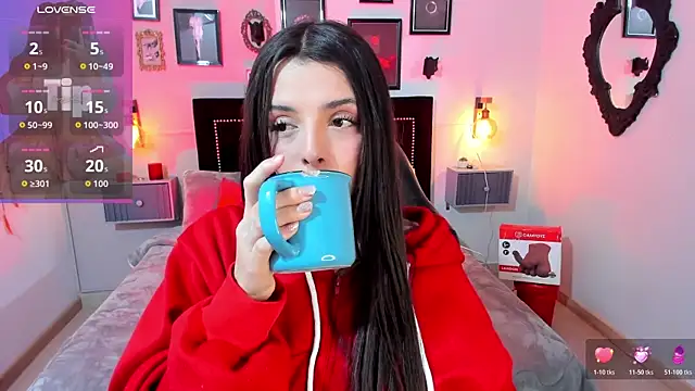 Snapshot of Charlotte__Benett chatting on 14, 7, 2026 Charlotte Benett online show from 14, 7, 2026