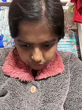 Snapshot of Beauty-queen chatting on 5, 1, 2025 Beauty-queen online show from 5, 1, 2025