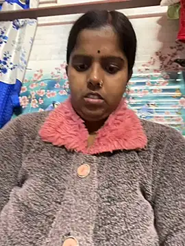 Snapshot of Beauty-queen chatting on 6, 1, 2025 Beauty-queen online show from 6, 1, 2025