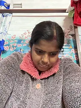 Snapshot of Beauty-queen chatting on 8, 1, 2025 Beauty-queen online show from 8, 1, 2025