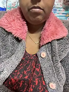 Snapshot of Beauty-queen chatting on 10, 1, 2025 Beauty-queen online show from 10, 1, 2025