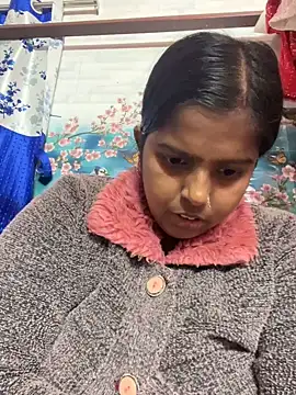 Snapshot of Beauty-queen chatting on 11, 1, 2025 Beauty-queen online show from 11, 1, 2025