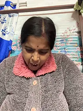 Snapshot of Beauty-queen chatting on 14, 1, 2025 Beauty-queen online show from 14, 1, 2025