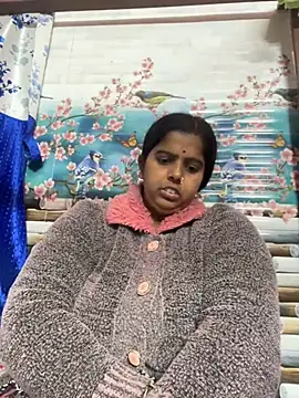 Snapshot of Beauty-queen chatting on 15, 1, 2025 Beauty-queen online show from 15, 1, 2025