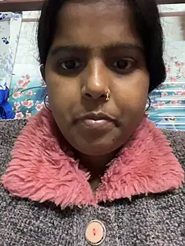 Snapshot of Beauty-queen chatting on 17, 1, 2025 Beauty-queen online show from 17, 1, 2025