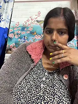 Snapshot of Beauty-queen chatting on 17, 1, 2025 Beauty-queen online show from 17, 1, 2025