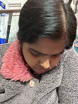 Snapshot of Beauty-queen chatting on 19, 1, 2025 Beauty-queen online show from 19, 1, 2025