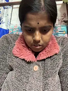 Snapshot of Beauty-queen chatting on 19, 1, 2025 Beauty-queen online show from 19, 1, 2025