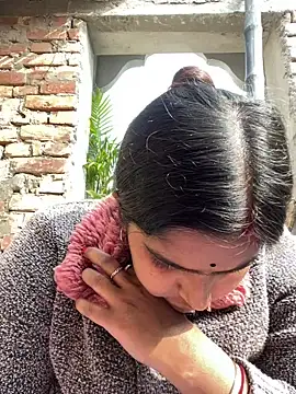 Snapshot of Beauty-queen chatting on 23, 1, 2025 Beauty-queen online show from 23, 1, 2025