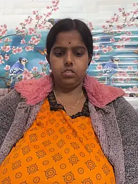 Snapshot of Beauty-queen chatting on 6, 2, 2025 Beauty-queen online show from 6, 2, 2025