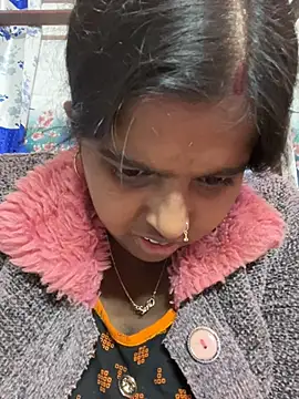 Snapshot of Beauty-queen chatting on 7, 2, 2025 Beauty-queen online show from 7, 2, 2025