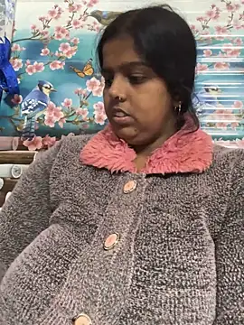 Snapshot of Beauty-queen chatting on 7, 2, 2025 Beauty-queen online show from 7, 2, 2025