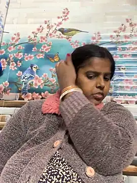 Snapshot of Beauty-queen chatting on 12, 2, 2025 Beauty-queen online show from 12, 2, 2025