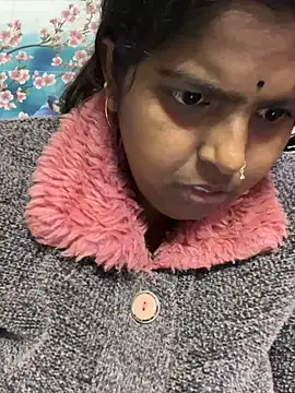 Snapshot of Beauty-queen chatting on 13, 2, 2025 Beauty-queen online show from 13, 2, 2025