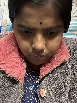 Snapshot of Beauty-queen chatting on 15, 2, 2025 Beauty-queen online show from 15, 2, 2025