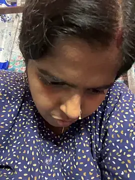 Snapshot of Beauty-queen chatting on 22, 2, 2025 Beauty-queen online show from 22, 2, 2025