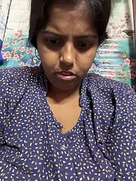 Snapshot of Beauty-queen chatting on 10, 3, 2025 Beauty-queen online show from 10, 3, 2025