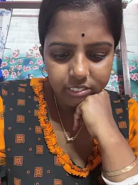 Snapshot of Beauty-queen chatting on 15, 3, 2025 Beauty-queen online show from 15, 3, 2025