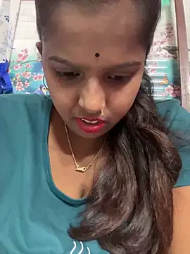 Snapshot of Beauty-queen chatting on 16, 3, 2025 Beauty-queen online show from 16, 3, 2025