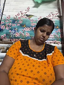 Snapshot of Beauty-queen chatting on 17, 3, 2025 Beauty-queen online show from 17, 3, 2025