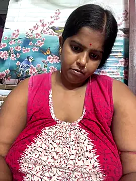 Snapshot of Beauty-queen chatting on 16, 9, 2025 Beauty-queen online show from 16, 9, 2025