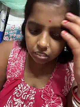 Snapshot of Beauty-queen chatting on 19, 9, 2025 Beauty-queen online show from 19, 9, 2025