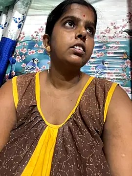 Snapshot of Beauty-queen chatting on 20, 9, 2025 Beauty-queen online show from 20, 9, 2025